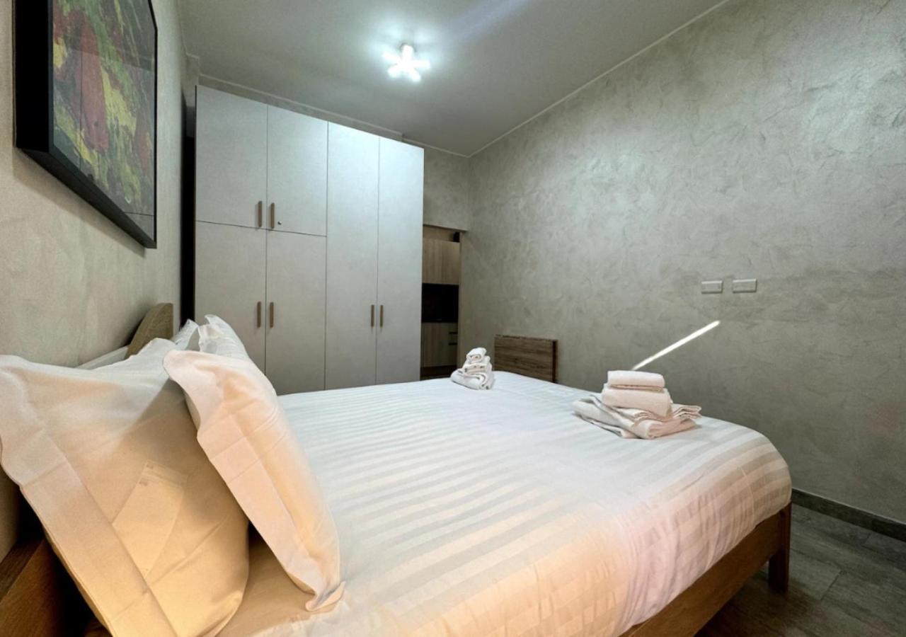 La Palmetta - Vicino Metro A Apartment Roma Ngoại thất bức ảnh