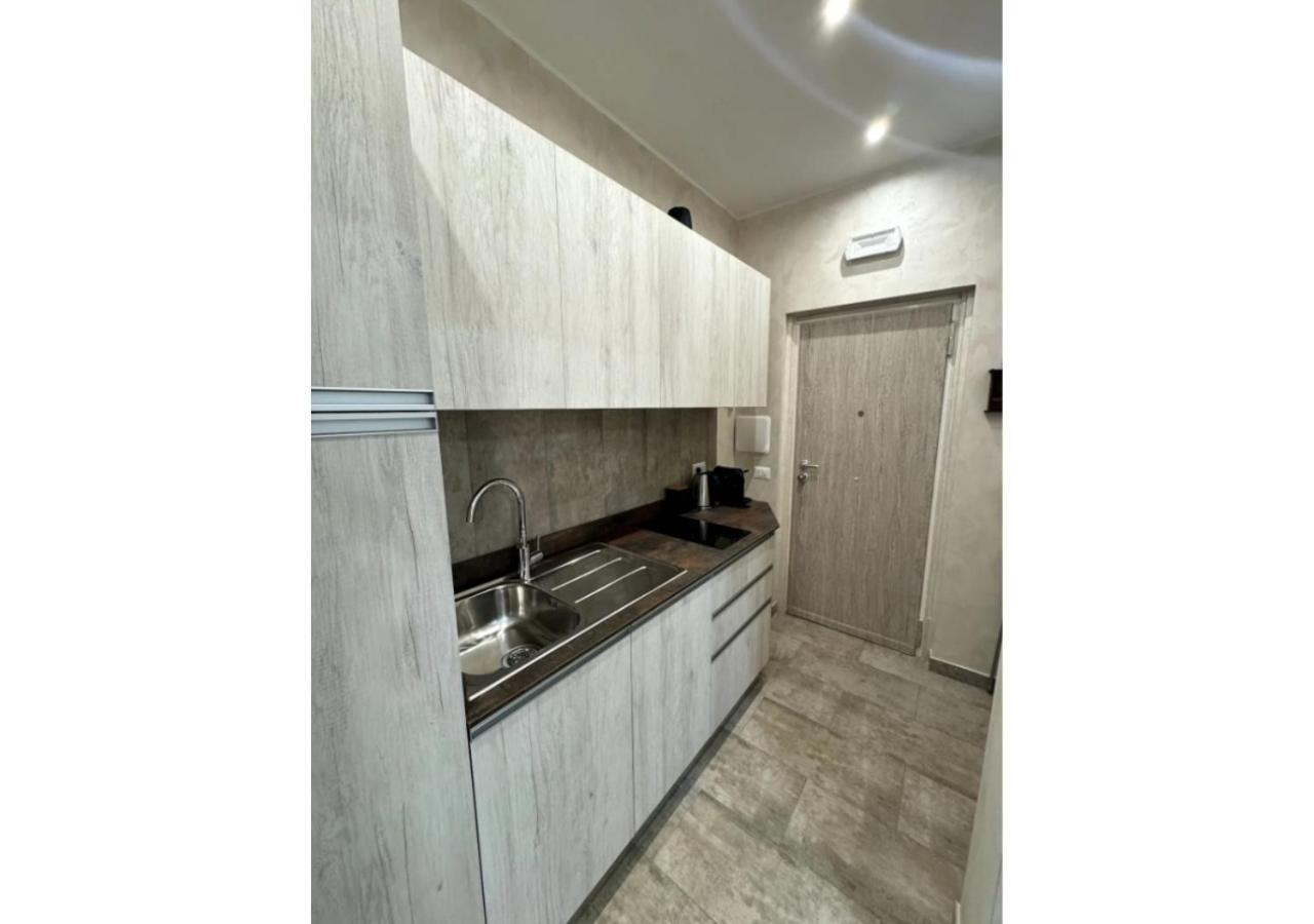 La Palmetta - Vicino Metro A Apartment Roma Ngoại thất bức ảnh